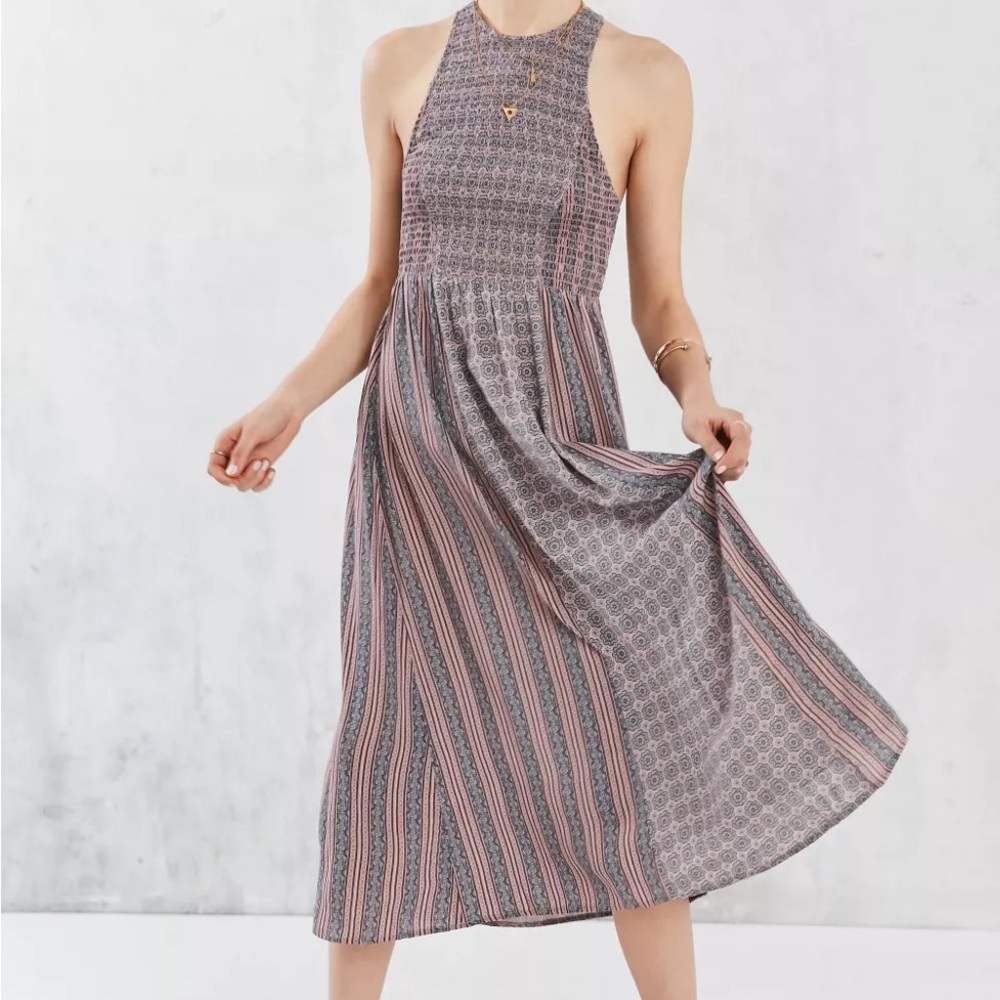 Kimchi Blue for Urban Outfitters Ruched Floral Dress L